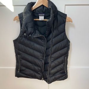 Patagonia Women’s down vest size small